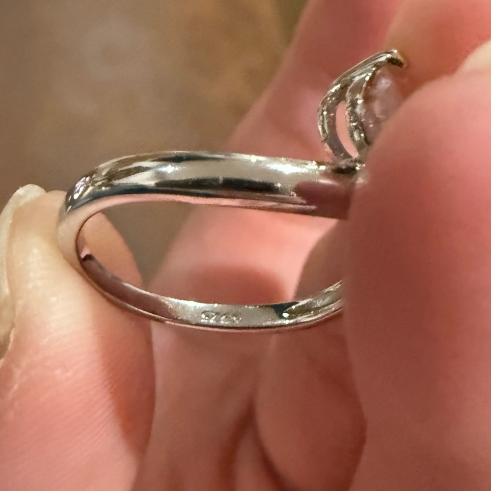 ๐ 1.5 CT Moissanite Diamond Pear Shaped 925 Sterling Silver Engagement Ring - Picture 6 of 12
